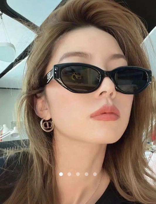 Solid Sunglasses // Black