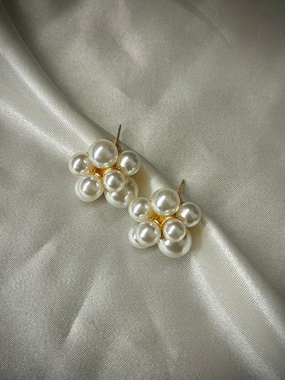 Elegant Pearl Cluster Earrings // Gold