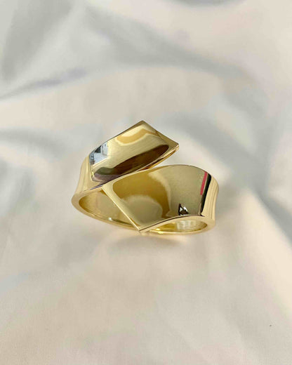 Chunky Bangle (Anti Tarnish) 008 // Gold