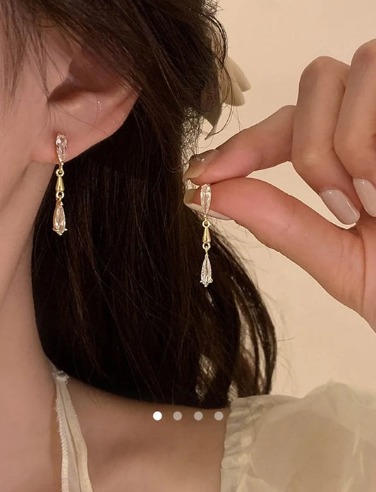 Savana Earrings 040 // Gold