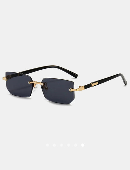 Classic Sunglasses // Black