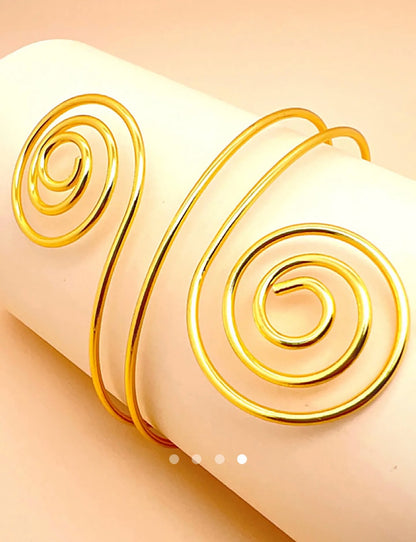 Geometric Arm Cuff // Gold