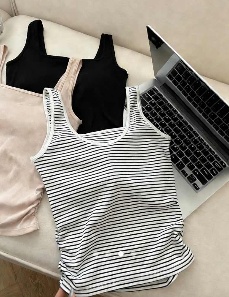Padded Top // B&W