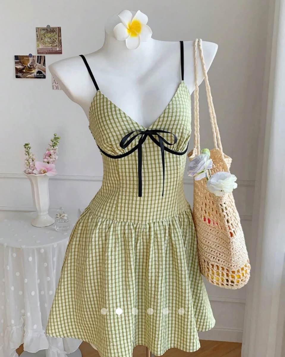 Bow A-Line Dress // Green