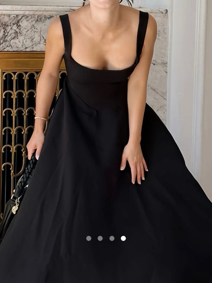 Elegant A-Line Dress // Black