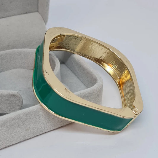 Chunky Bangle (Anti Tarnish) 023 // Green