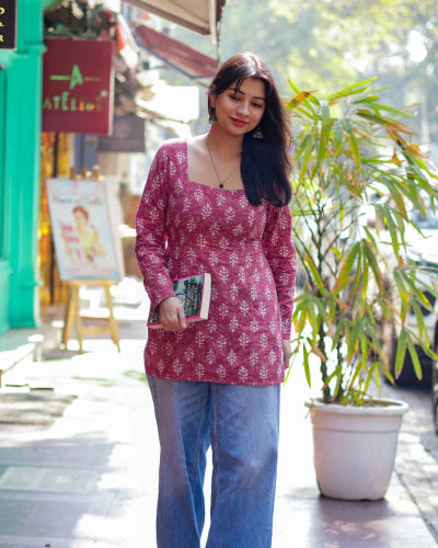 Lily Short Kurti (100% Cotton) // Red