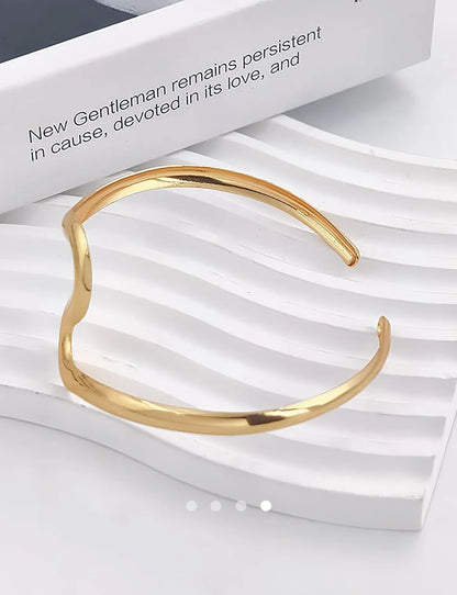 Arm Cuff 007 // Gold