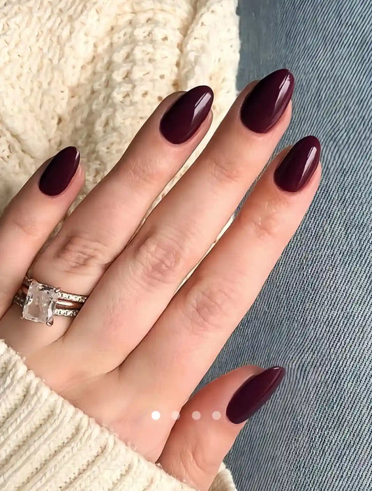 Artificial Nails 002 // Burgundy