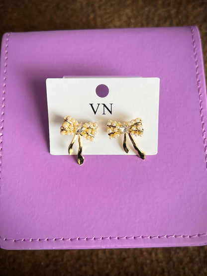 Earrings 001 // Gold