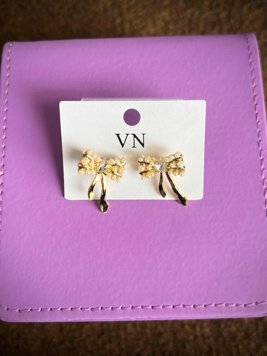 Earrings 001 // Gold