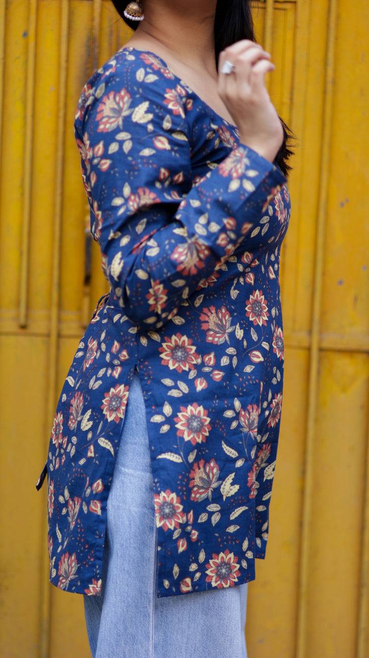 Layla Short Kurti (100% Cotton ) // Blue