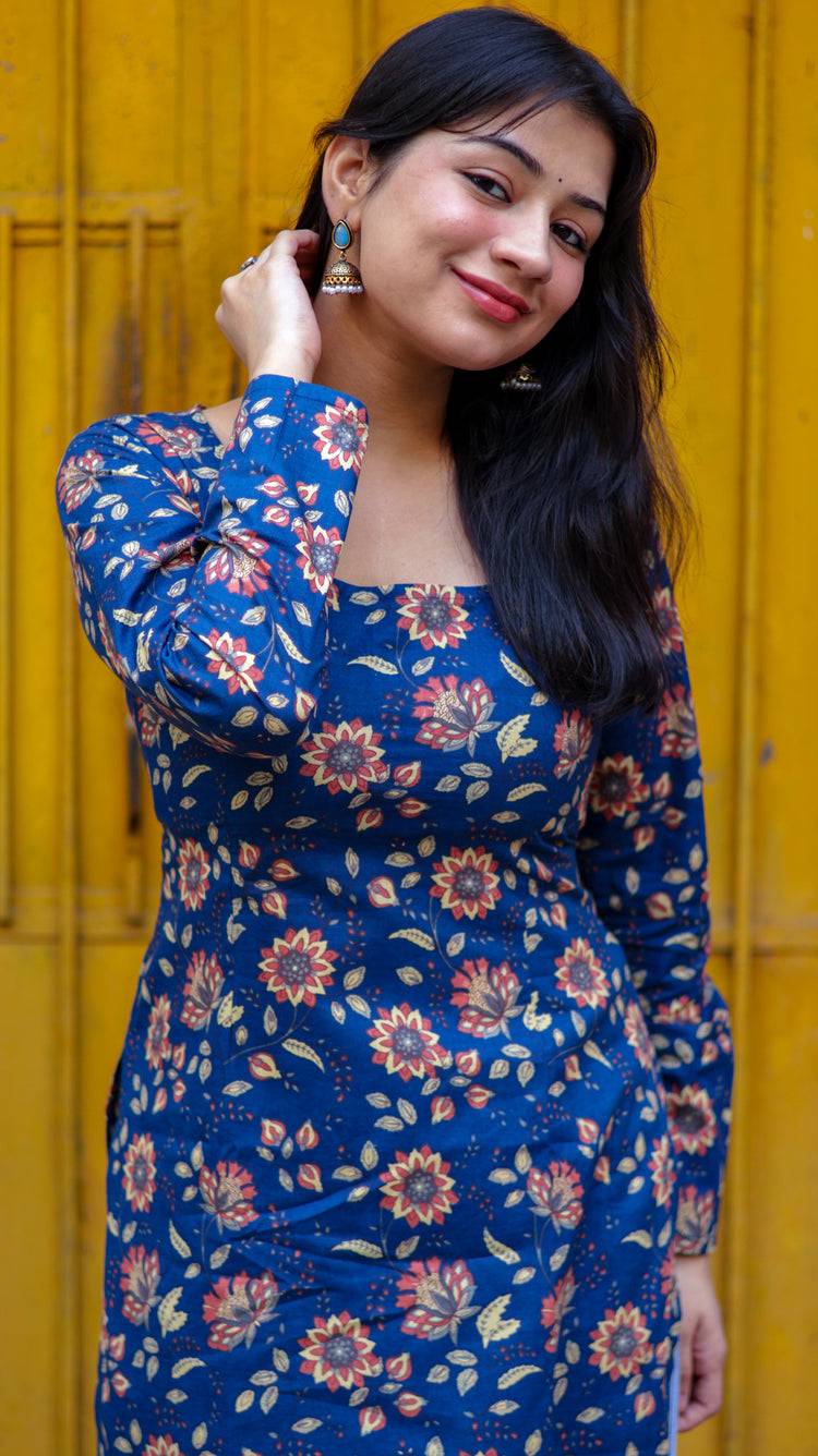 Layla Short Kurti (100% Cotton ) // Blue