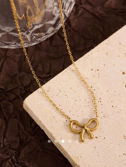 Bow Necklace // Gold