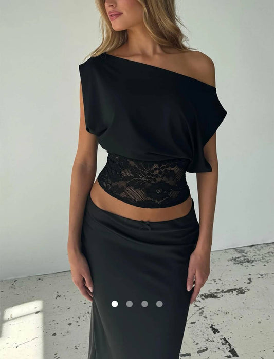 Lace Trimmed Top 004 // Black
