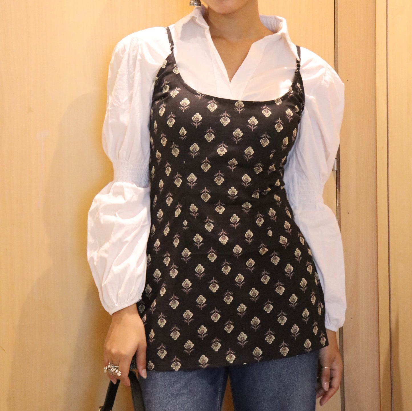 Kaya Convertible Short Kurti // Black