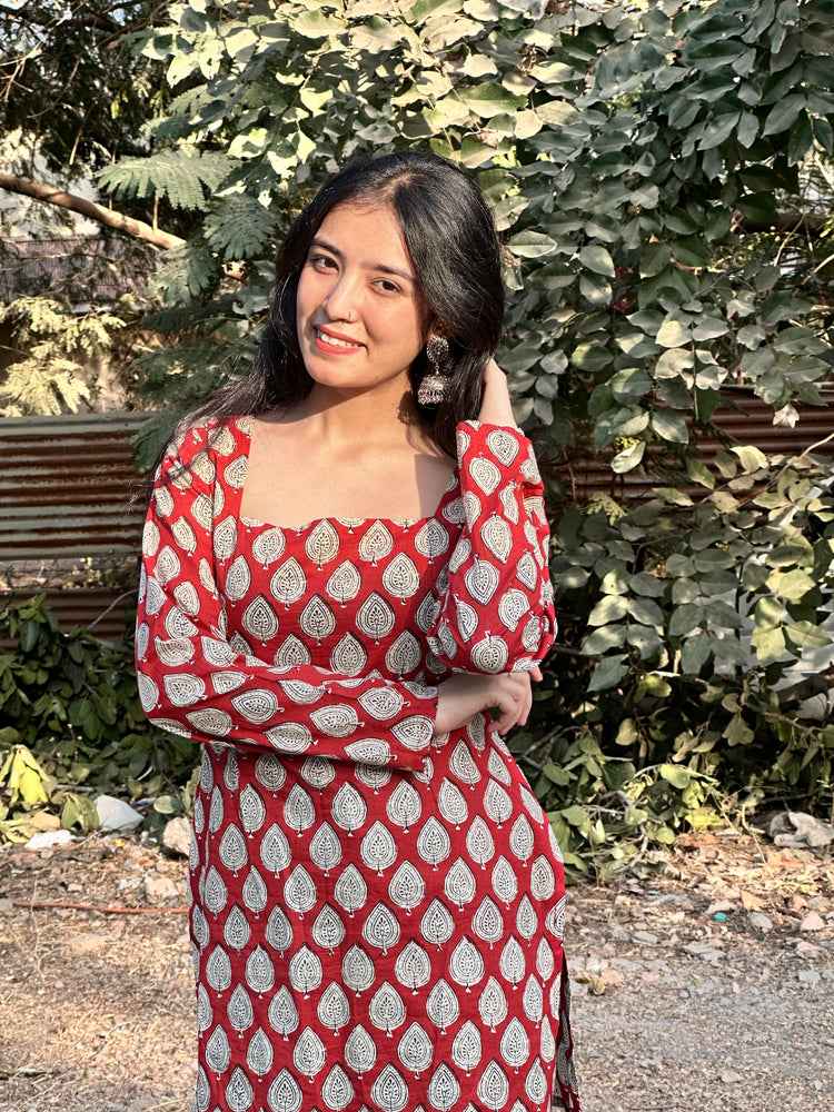 Heera Hand Block Full Sleeves Short Kurti (100% Cotton) // Red