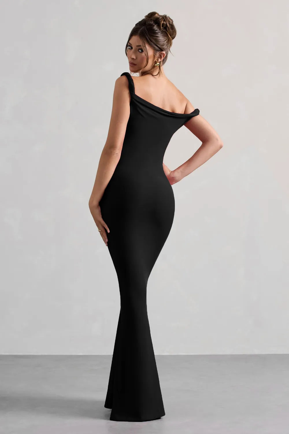 One Shoulder Mermaid Maxi Dress // Black