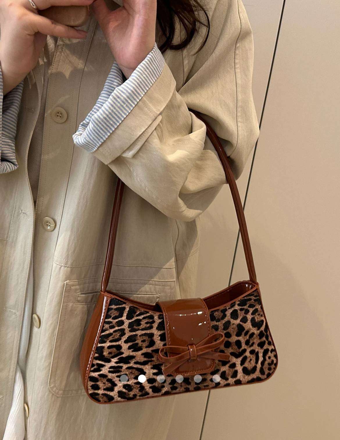 Bow Shoulder Bag // Brown