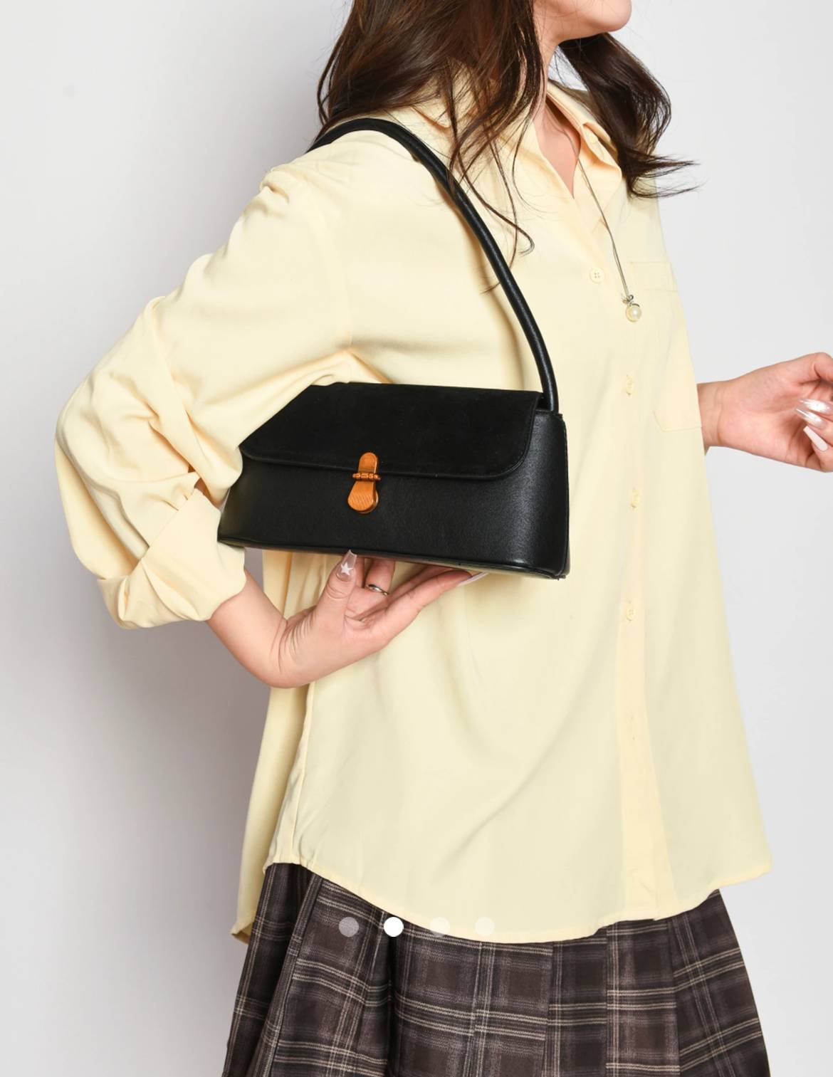 Metal Detail Shoulder Bag // Black