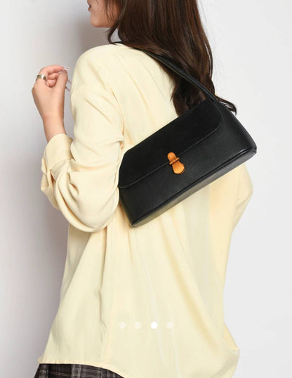 Metal Detail Shoulder Bag // Black