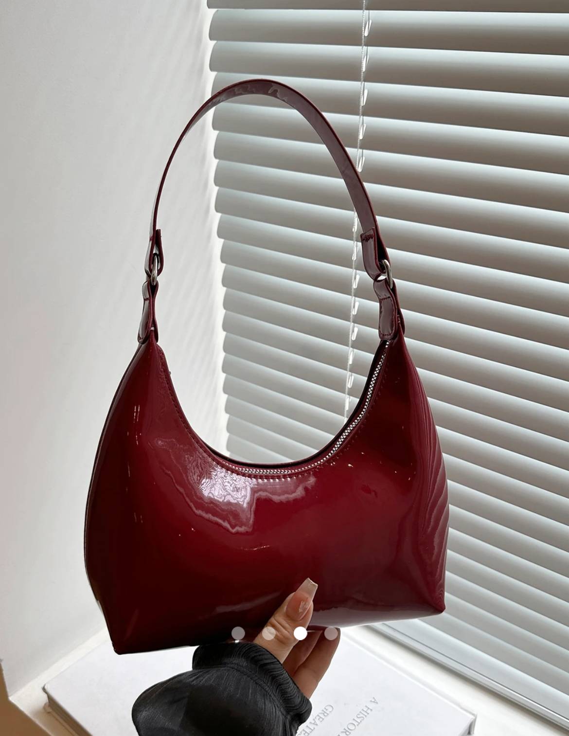 Solid Shoulder Bag // Burgundy