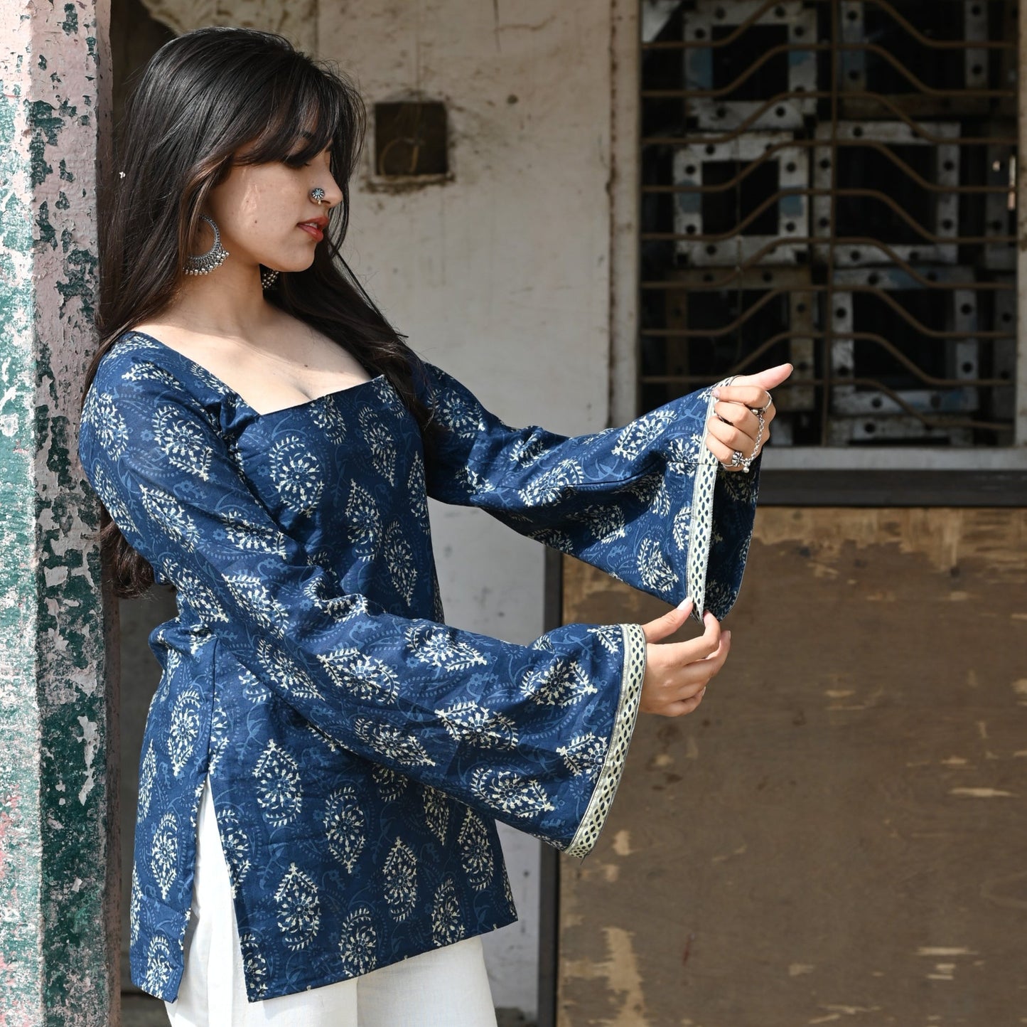 Alina Short Kurti // Blue