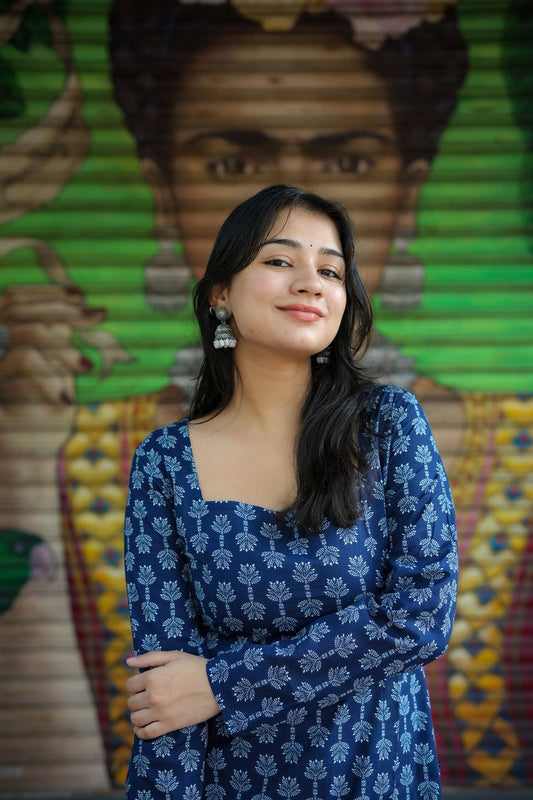 Neelam Hand Block Short Kurti (100% Cotton) // Blue