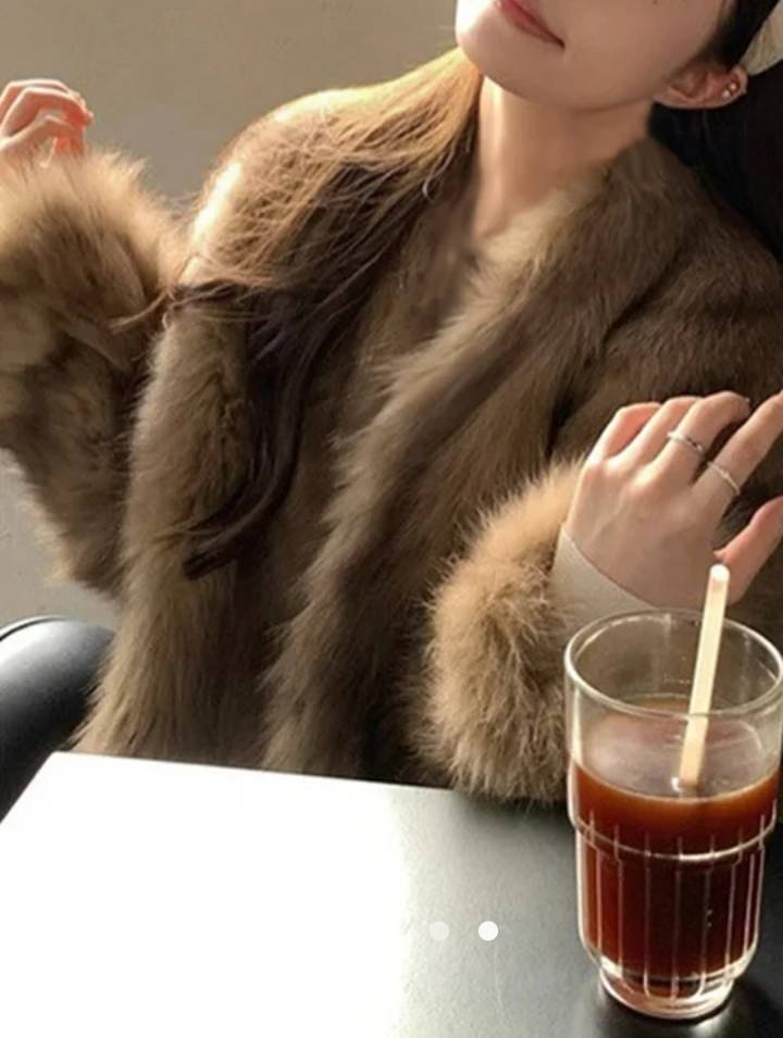 Faux Fur Jacket 003 // Brown