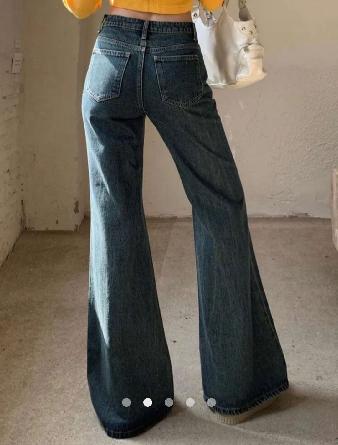 Vintage Flare Leg Jeans 002 // Vintage Dark Wash