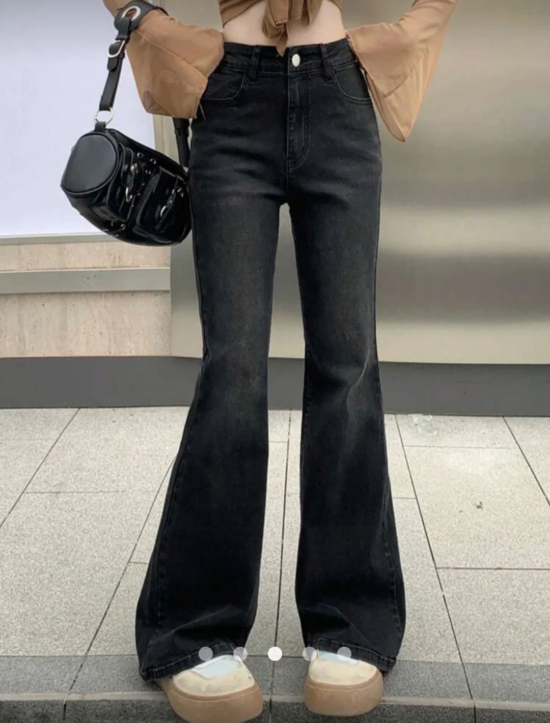 High Waist Flare Leg Jeans // Washed Black
