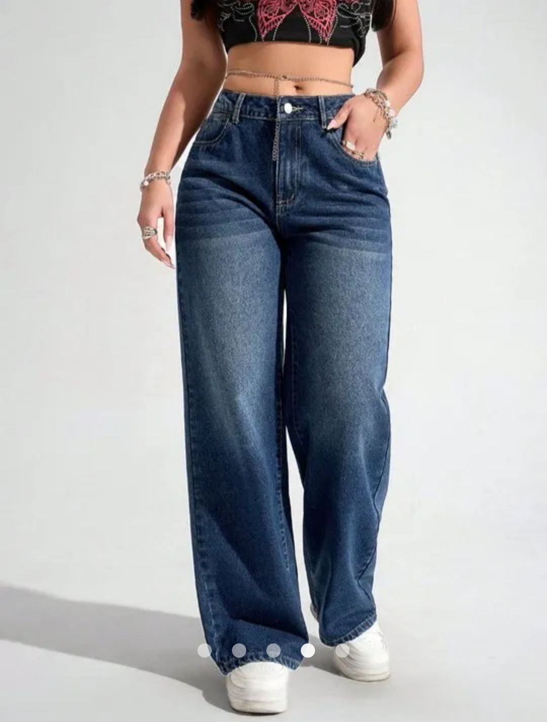 Contrast Stitching Straight leg Jeans // Dark Wash