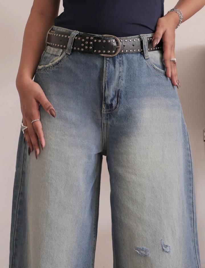 Washed Wide Leg Jeans // Airy Blue
