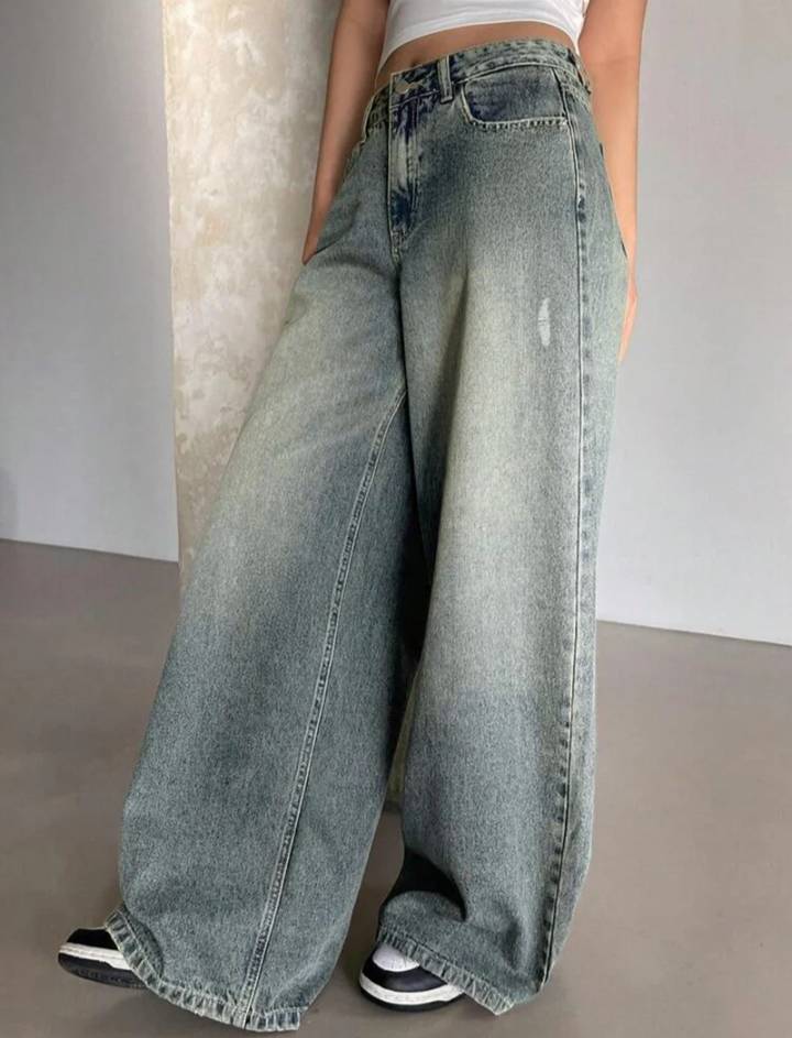 Washed Wide Leg Jeans // Smoke Blue