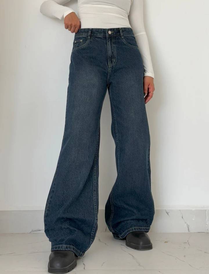 Wide Leg Jeans // Cosmic Blue