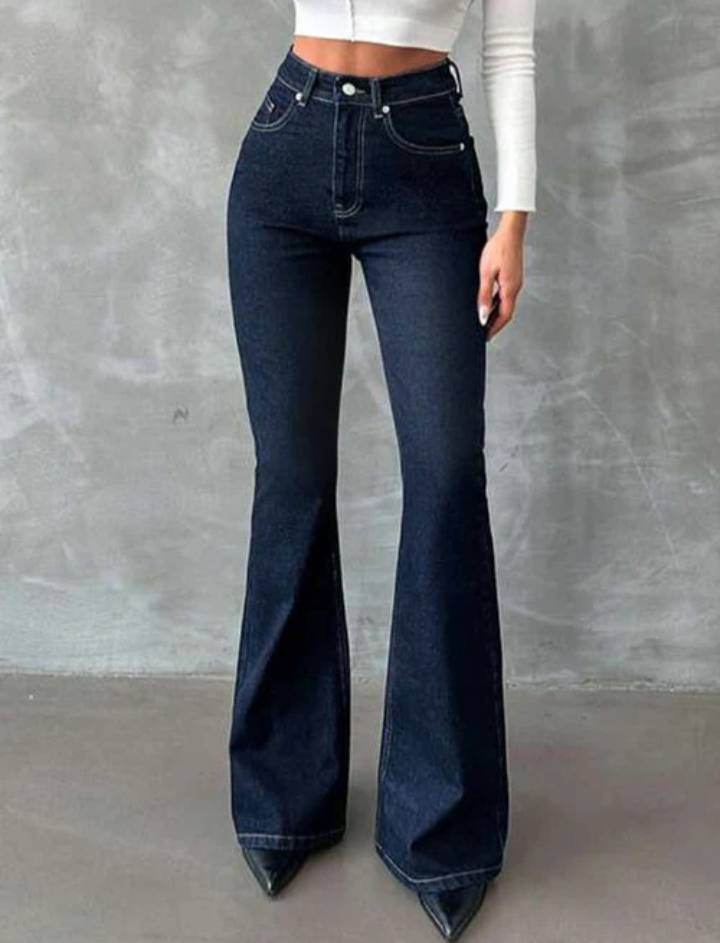 Bootcut Jeans // Classic Dark Blue