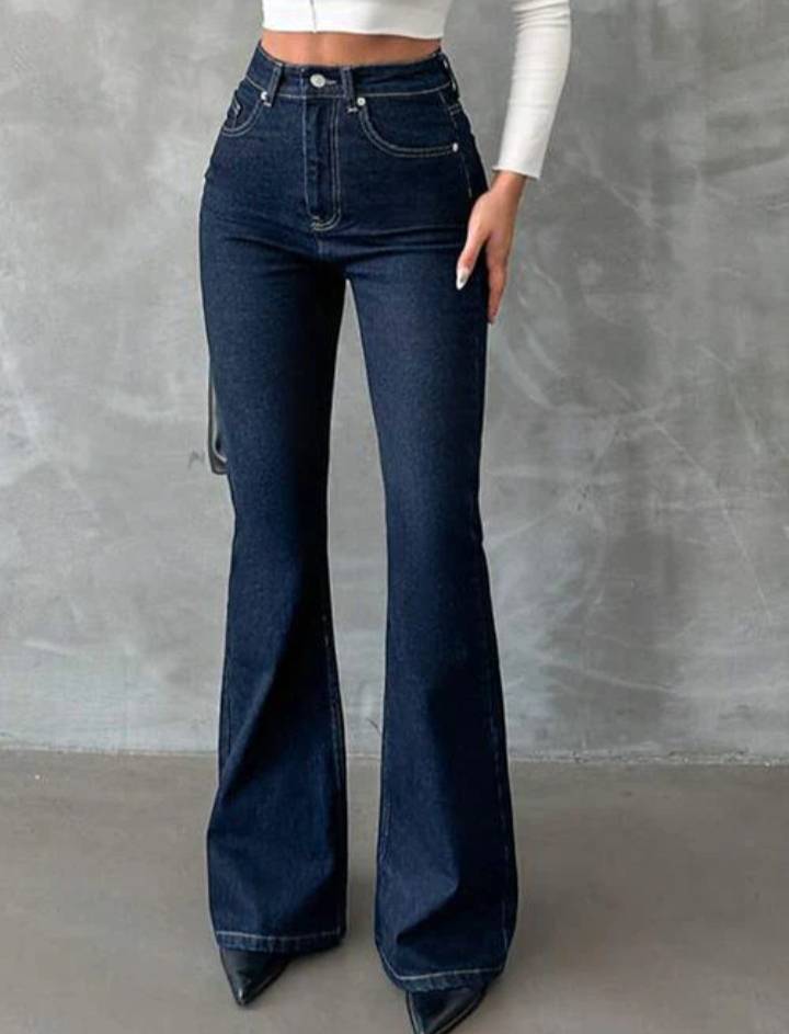 Bootcut Jeans // Classic Dark Blue