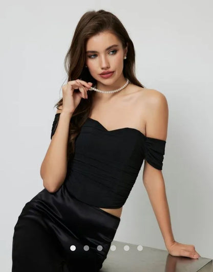 Gathered Top 001 // Black