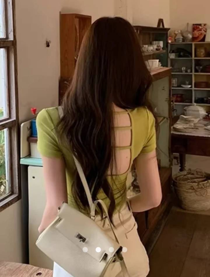 Backless Slim Fit T-Shirt // Green