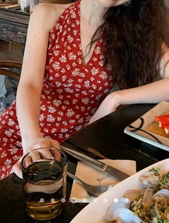V-Neck Floral Print Dress // Red