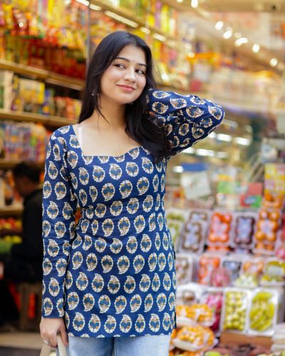 Bela Short Kurti (100% Cotton ) // Blue