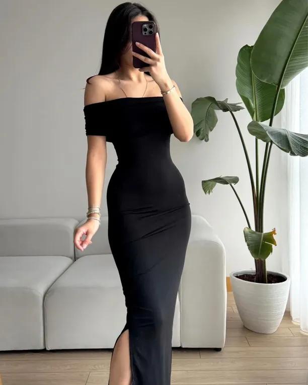 Solid Off Shoulder Bodycon Dress // Black