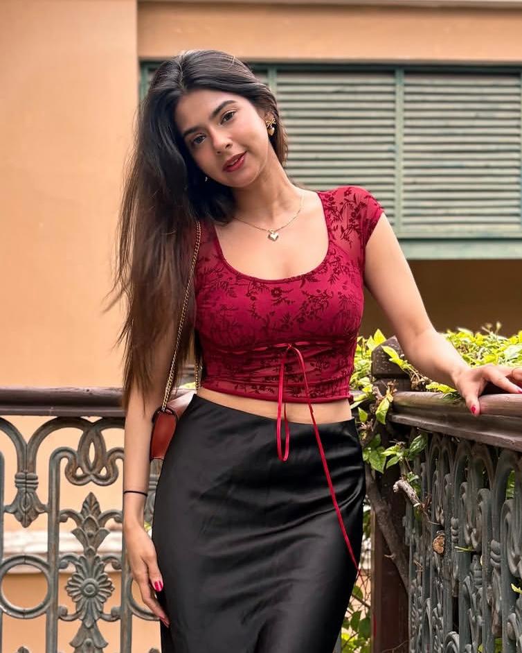 Sheer Top // Burgundy