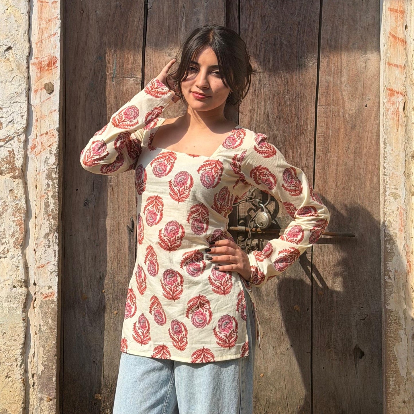 Leela Short Kurti // Pink