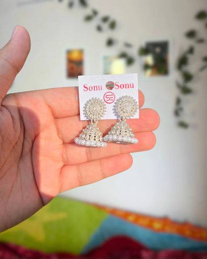 Earrings 054 // White