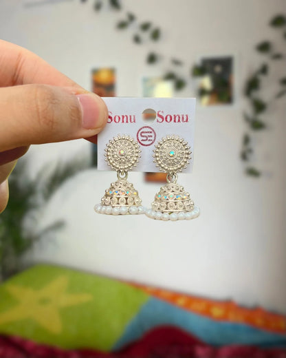 Earrings 054 // White