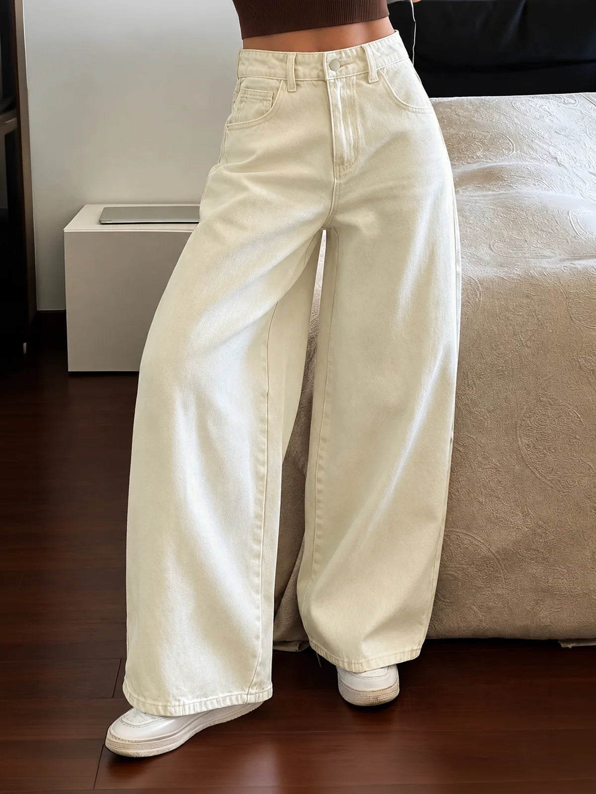 Vanilla Beige // Wide Leg Jeans