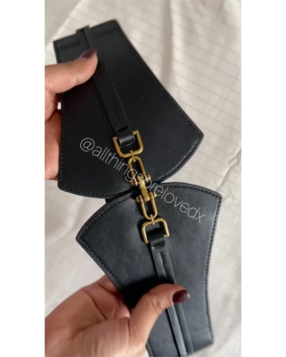 Fan Flap Corset Belt // Black